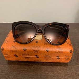 MCM639S Sunglasses